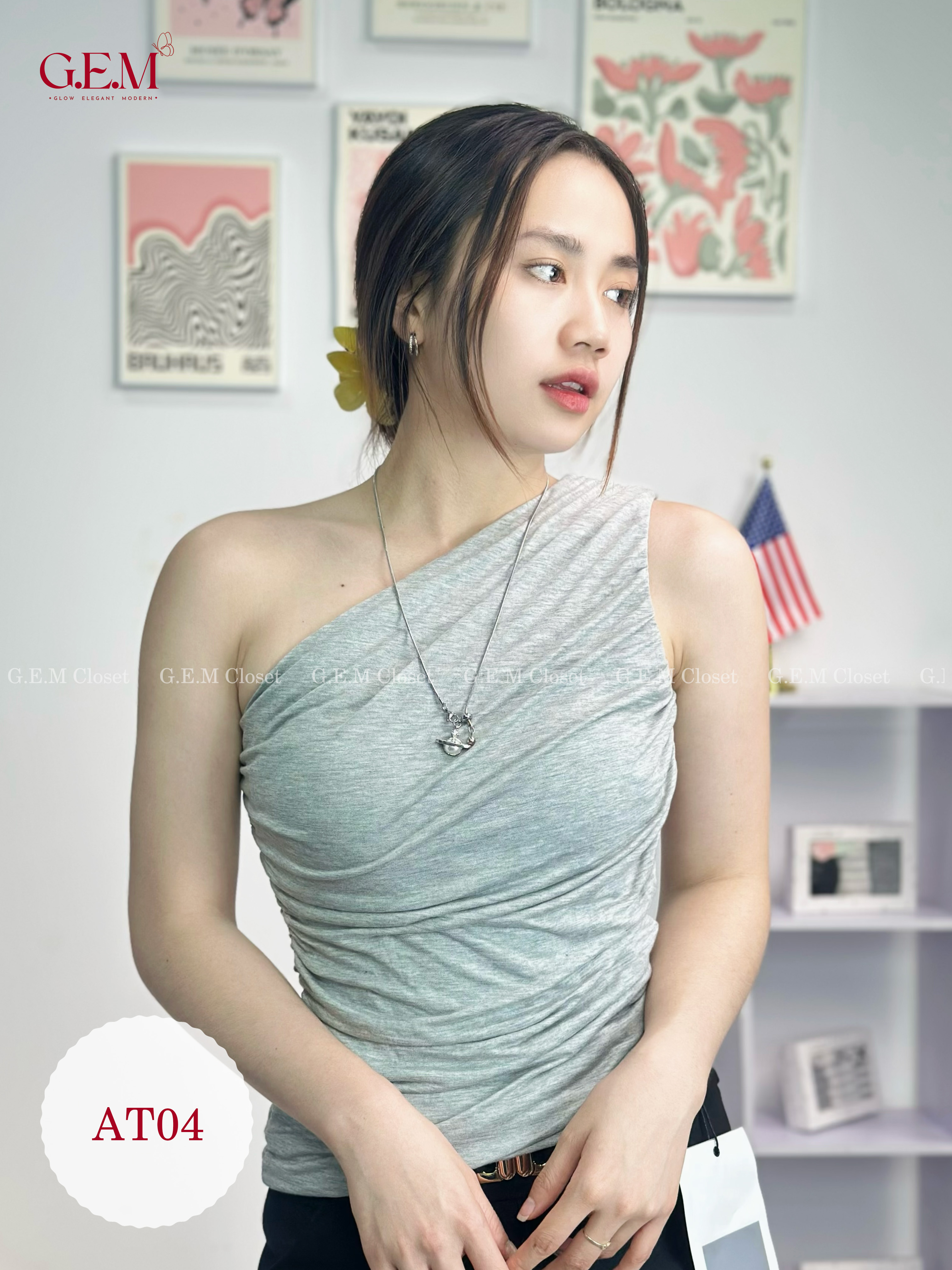 Quần jean ống loe cạp cao