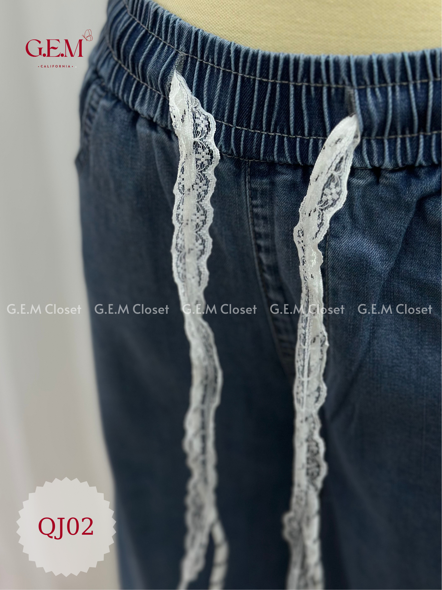 Quần jean ống loe cạp cao